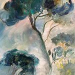 Un paysage onirique où les arbres se fondent dans une atmosphère vaporeuse, entre ciel et rêve.